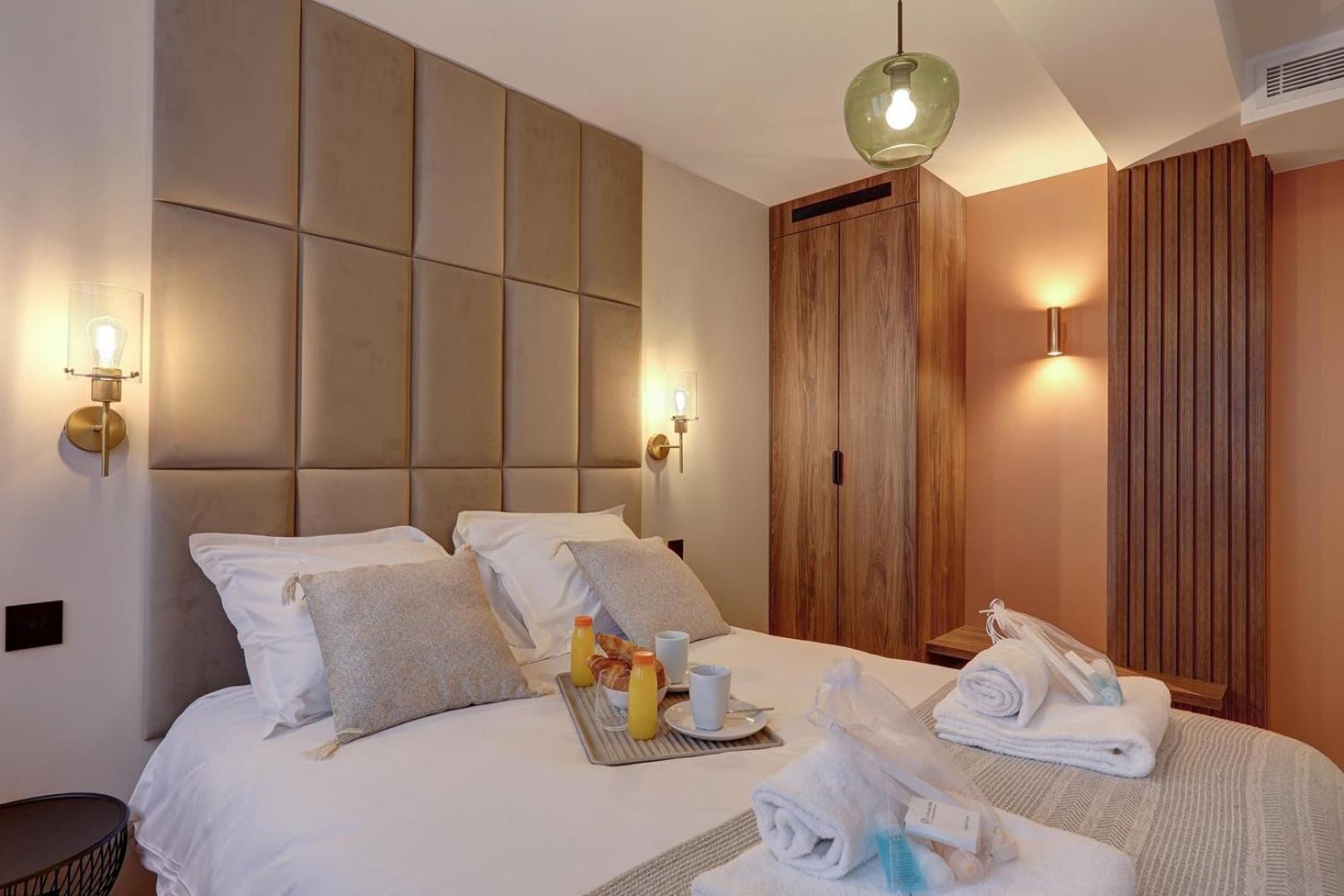 Ac Champs De Mars Eiffel Tower By Prestige *