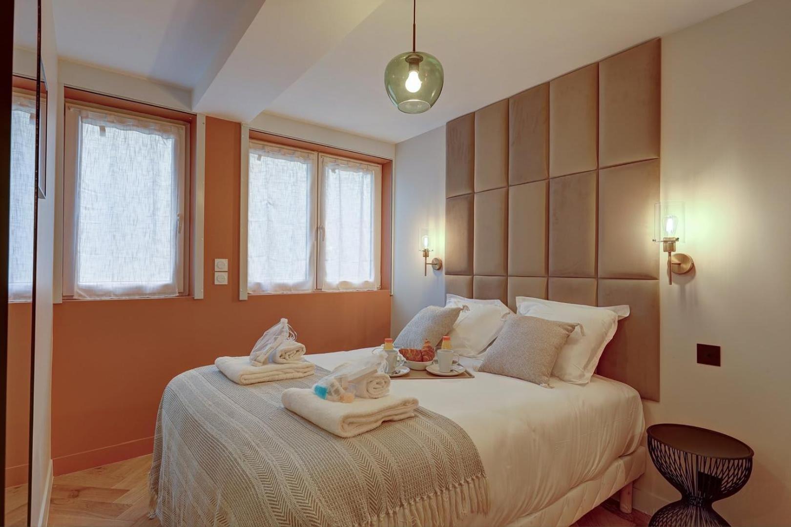 Ac Champs De Mars Eiffel Tower By Prestige *